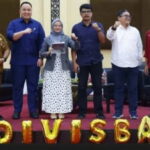 Wakil Ketua DPRD Sumbar, Nanda Satria, S.IP,saat jadi narasumber dalam FORDIVISBAR yang digelar di Kampus UNP pada Selasa (27/5/2025)