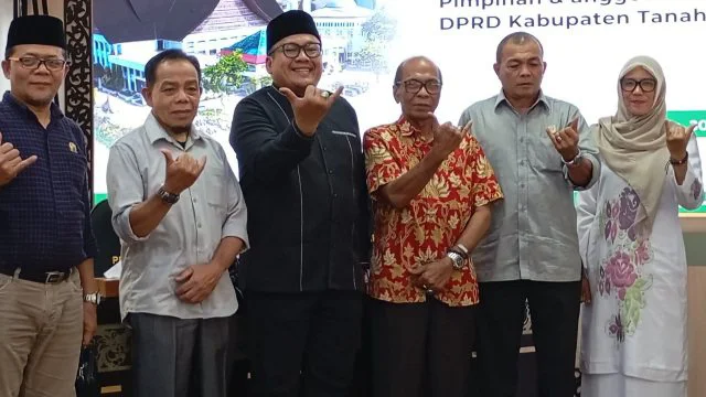 Danau Singkarak Makin Parah, Komisi III DPRD Tanah Datar Mengadu ke DPRD Sumbar