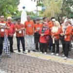 Wakil Wali Kota Padang, Maigus Nasir melepas peserta jalan santai dan senam pagi Wakil Wali Kota Padang, Maigus Nasir melepas peserta jalan santai dan senam pagi