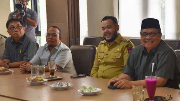 Ketua DPRD Provinsi Sumatera Barat (Sumbar), Muhidi memenuhi undangan