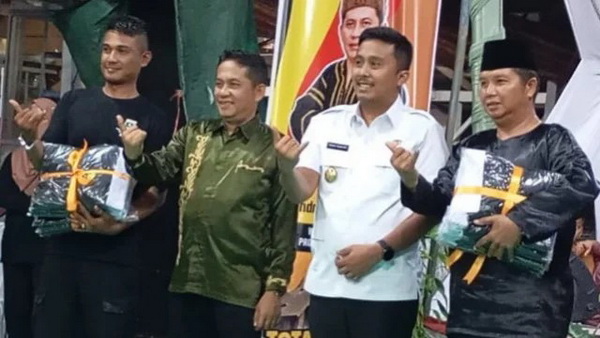 Wakil Ketua DPRD Provinsi Sumatera Barat, Nanda Satria, S.IP., saat melakukan kunjungan kerja ke SMK Negeri 3 Padang, Jumat 11/7/2025 (foto:Hms/Spiritsumbar.com)