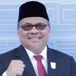 DPRD Sumbar, Drs. H. Muhidi, MM., merespon paparan komprehensif