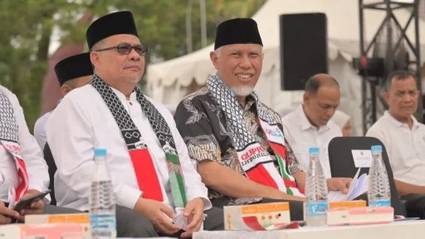 Ketua DPRD Sumbar Muhidi hadir pada Aksi damai