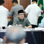 Ketua DPRD Sumbar, Muhidi saat menghadiri Focus Group Discussion
