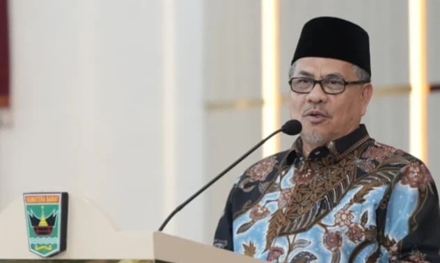 Ketua DPRD Sumbar, Ustad. Drs. H. Muhidi, MM.