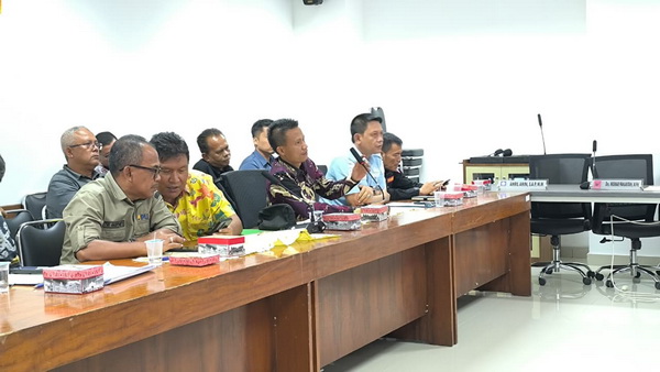 Kepala OPD mitra kerja Komisi III DPRD Padang