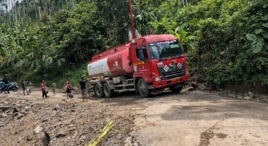 Distribusi di daerah bencana